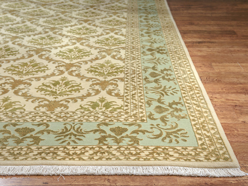 Натуральный классический ковер